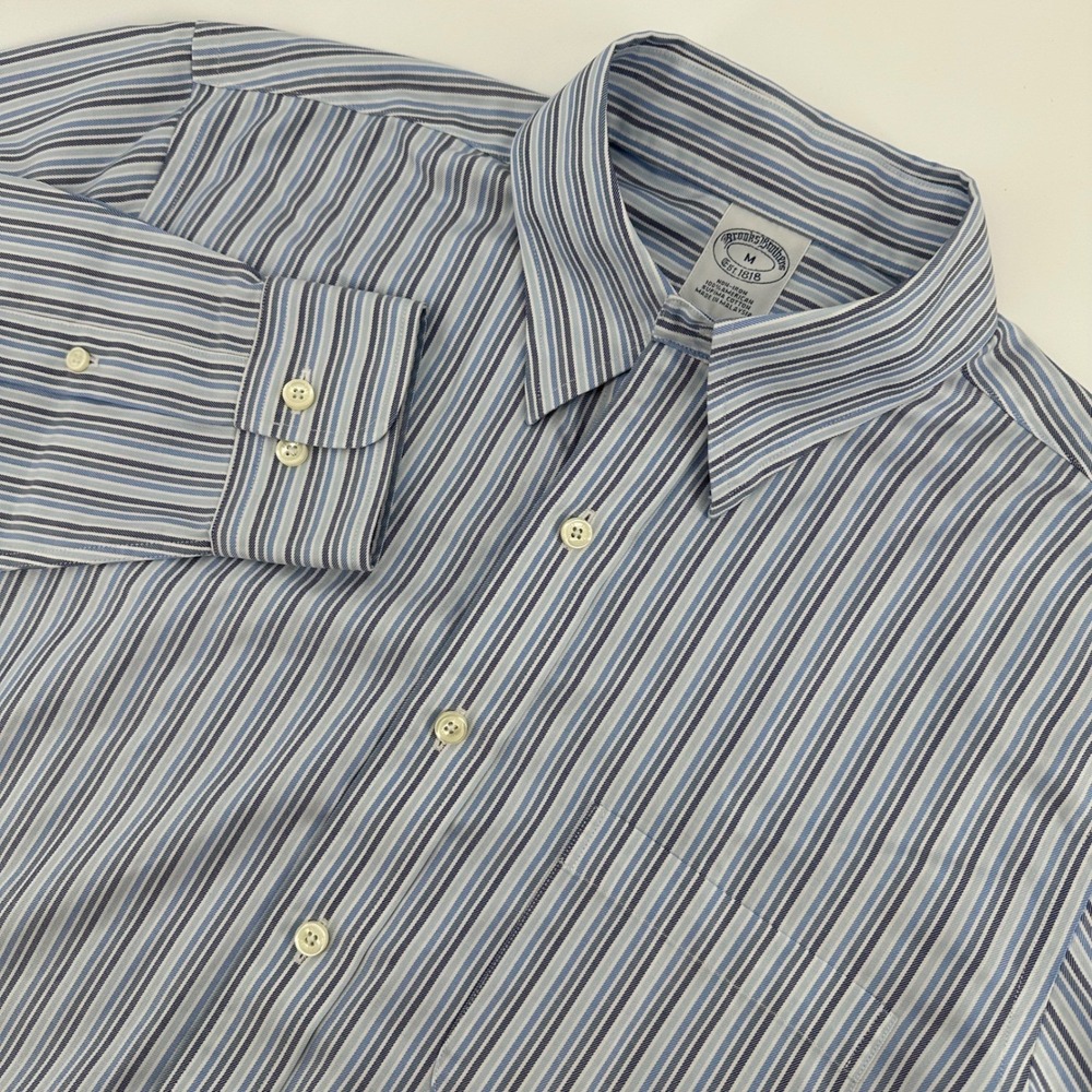 Brooks Brothers Men's Medium Supima Long Sleeve Button Down Shirt Blue Striped